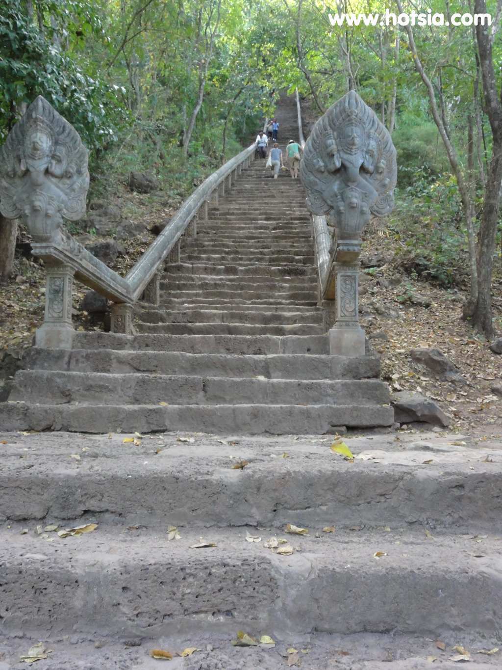 พระตะบอง ปราสาทบานัน พระตะบอง