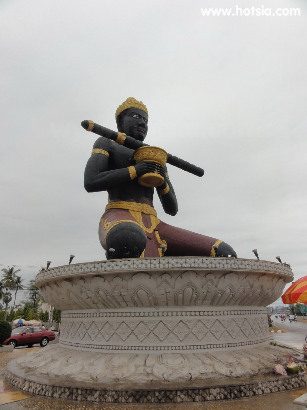 พระตะบอง หลวงตาดำบองดองยูง