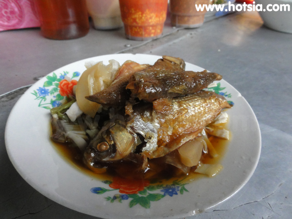 พระตะบอง อาหารการกินพระตะบอง