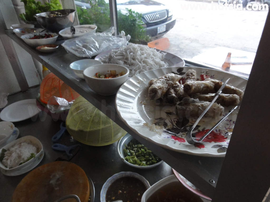 พระตะบอง ร้านอาหาร white rose พระตะบอง