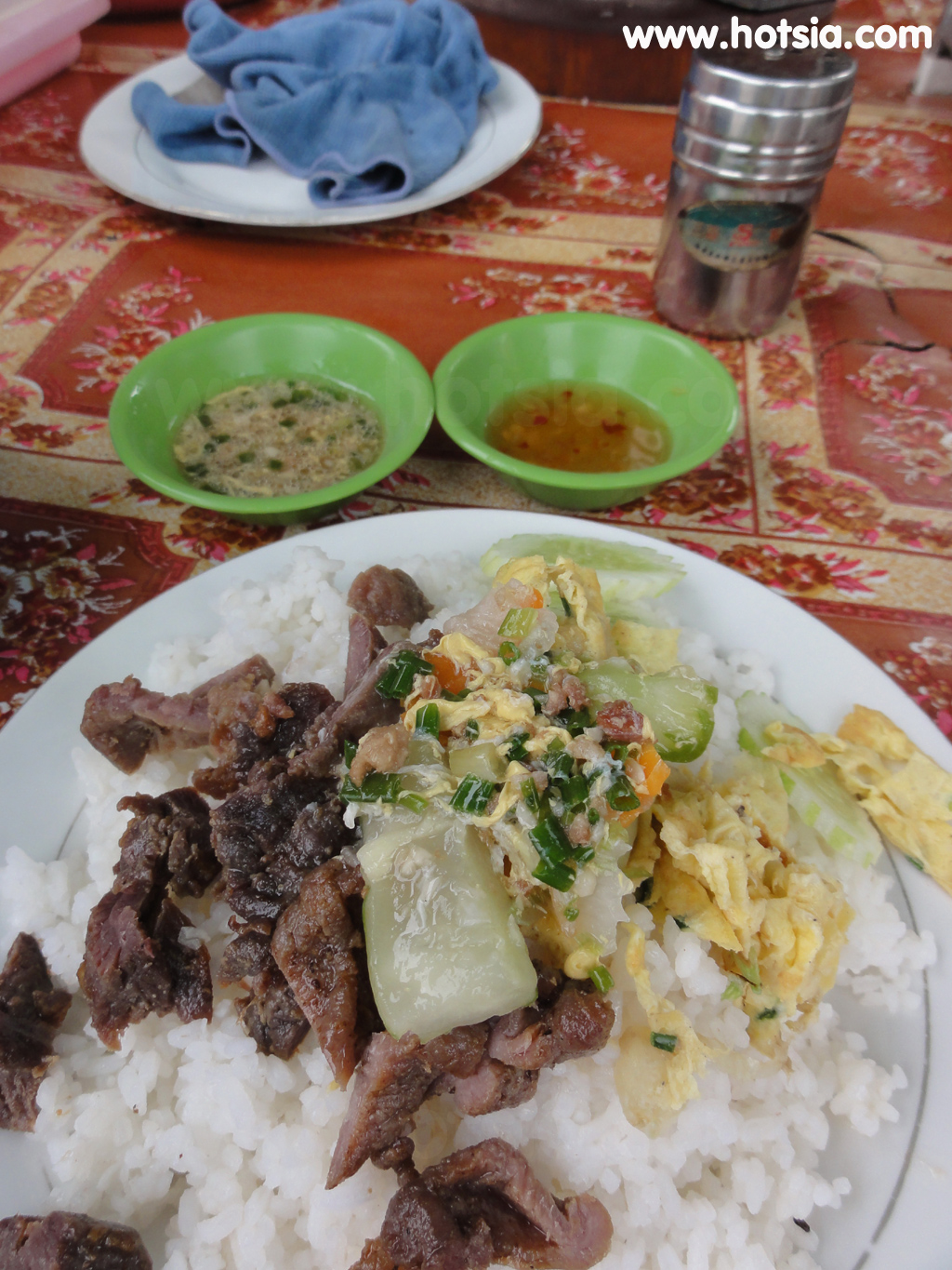 กำปงชะนัง อาหารเช้าแบบเขมรที่กำปงชนัง