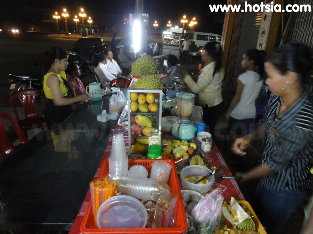 จังหวัดกำปอด ร้านอาหารโต้รุ่ง ทุเรียนปั่น