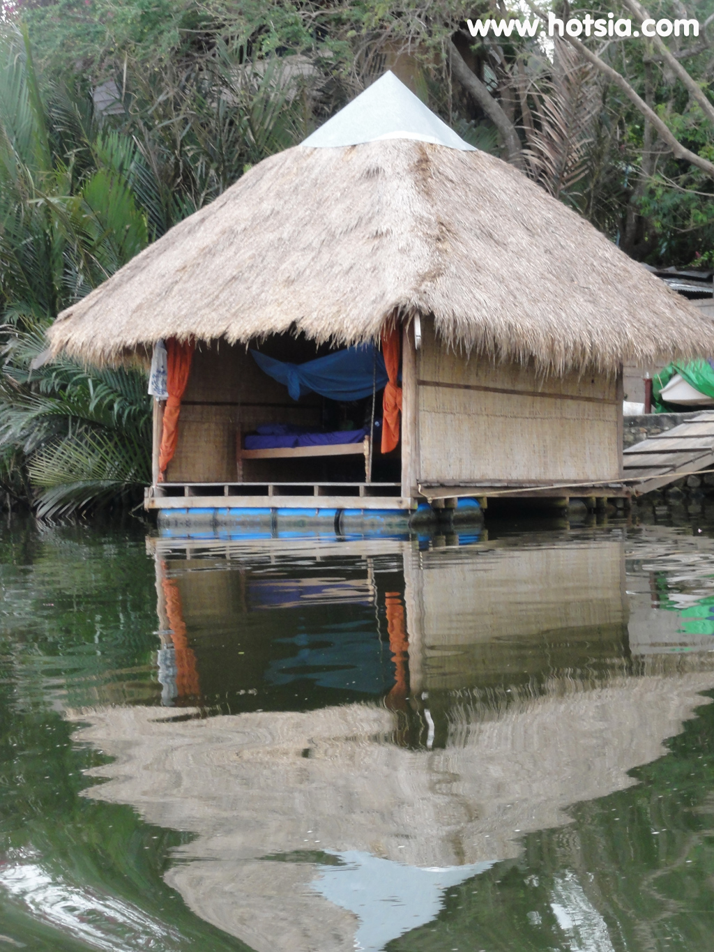 จังหวัดกำปอด ล่องเรือชมอาทิตย์ตกแม่น้ำกำปอด