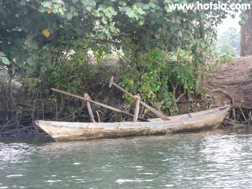 จังหวัดกำปอด ล่องเรือชมอาทิตย์ตกแม่น้ำกำปอด