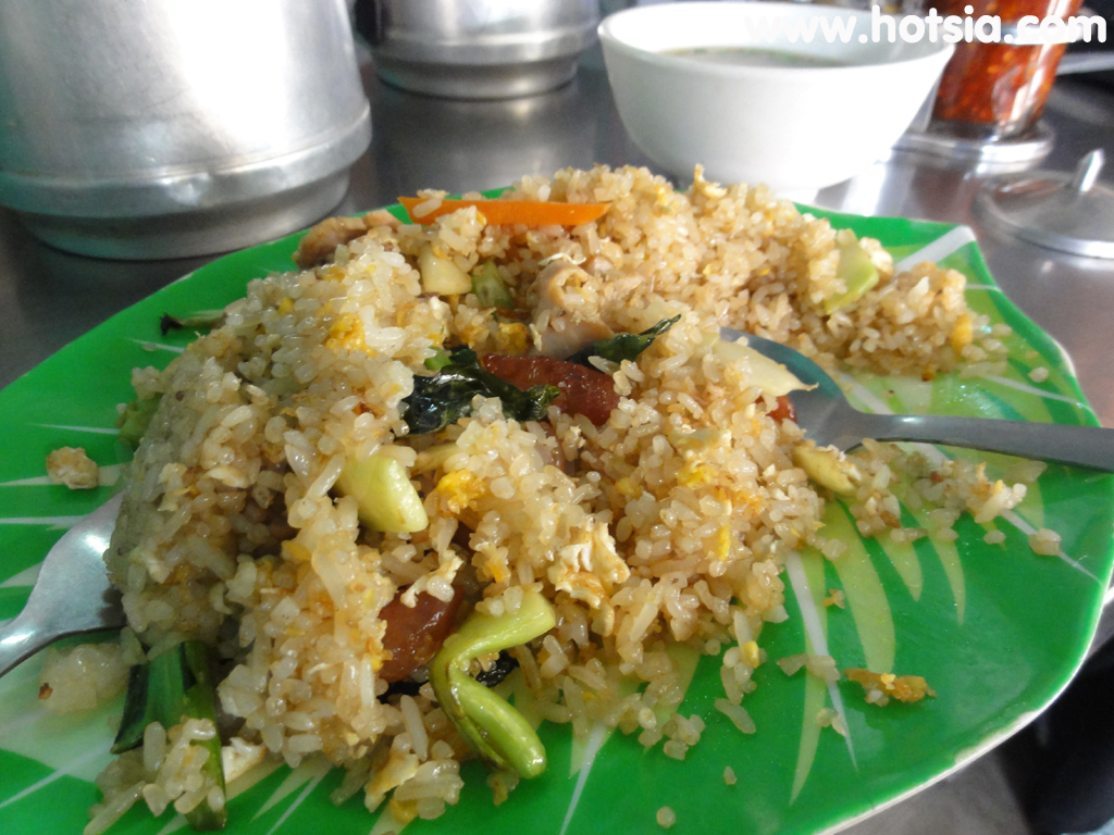 เที่ยวกัมพูชา ร้านอาหารในกำปงธม