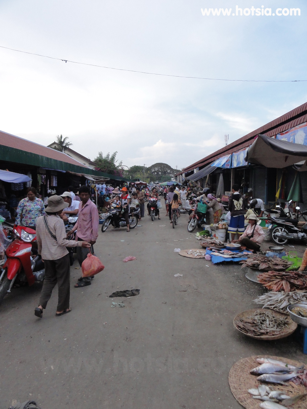 กำปงธม ตลาดกำปงธม