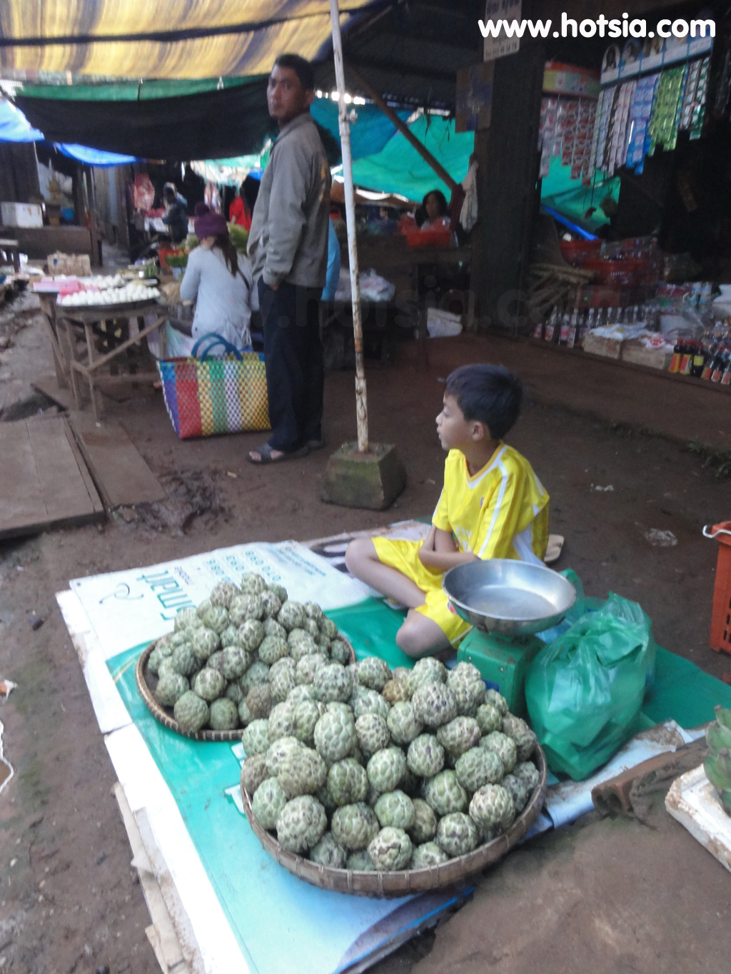 มณฑลคีรี ตลาดเช้าเมืองแสนมโนรม มณฑลคีรี