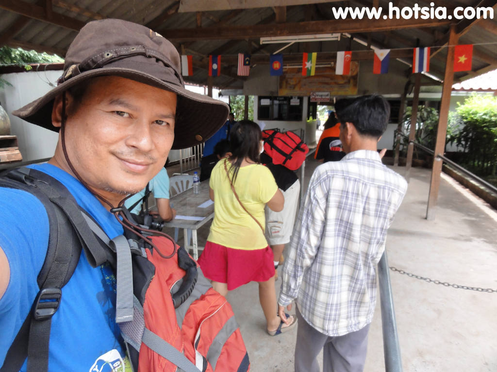 จังหวัดบันเตียเมียนเจย ด่านช่องจอม-โอเสม็ดสุรินทร์