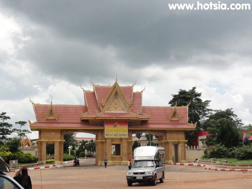 จังหวัดบันเตียเมียนเจย ด่านช่องจอม-โอเสม็ดสุรินทร์