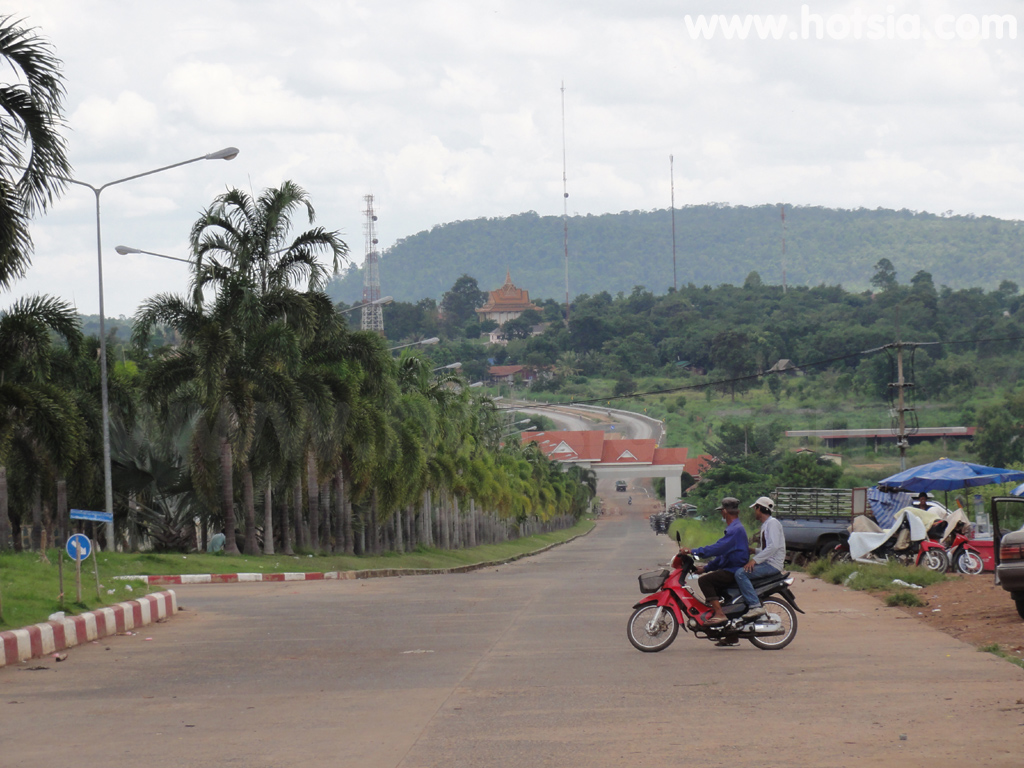 จังหวัดบันเตียเมียนเจย ด่านช่องจอม-โอเสม็ดสุรินทร์