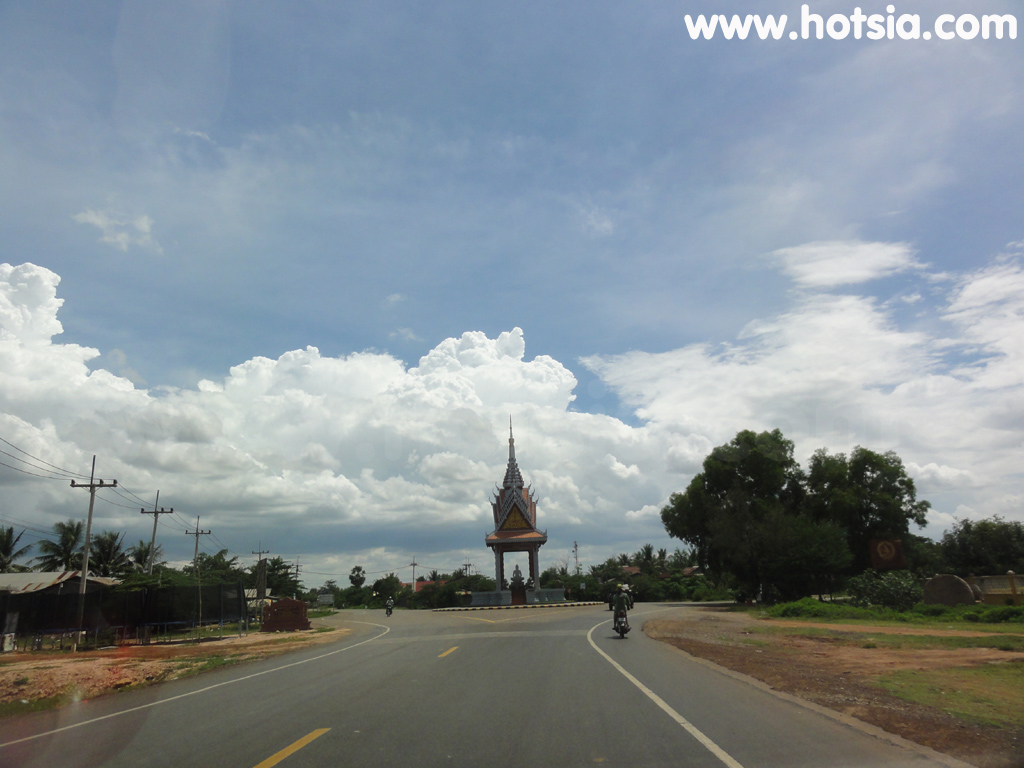 จังหวัดบันเตียเมียนเจย รถจากโอช่องจอมเสม็ดไปสำโรงจังหวัดอุดรมีชัย