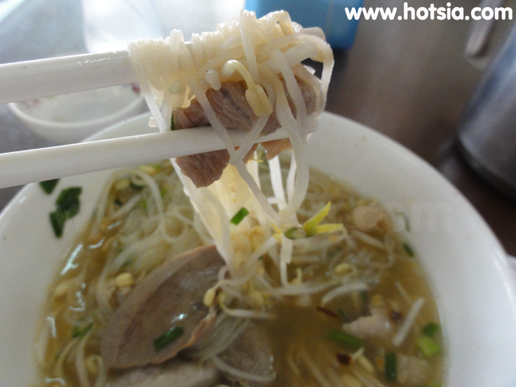 กรุงพนมเปญ ร้านก๋วยเตี๋ยวอร่อยจัดในพนมเปญ
