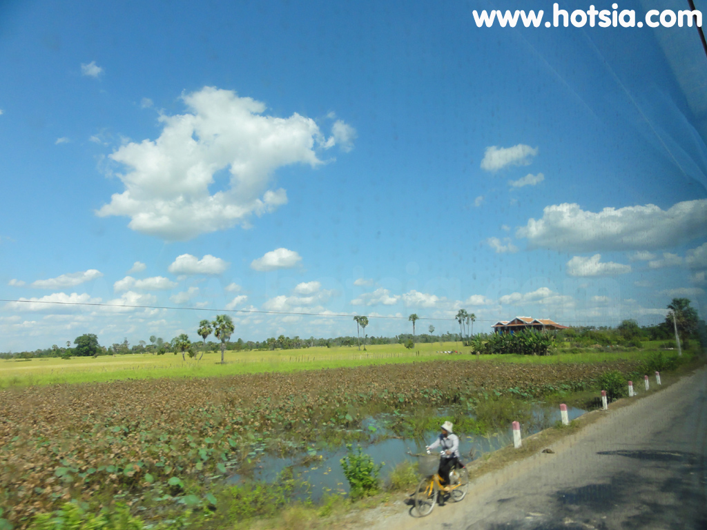 พนมเปญ เดินทางจากเสียมเรียบไปพนมเปญ