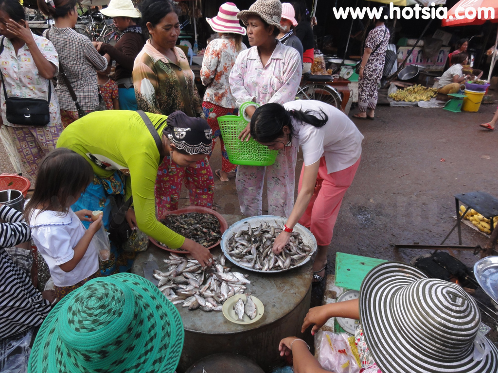 จังหวัดพระวิหาร ตลาดพนมตะเบ็งเมียนเจย จังหวัดพระวิหาร