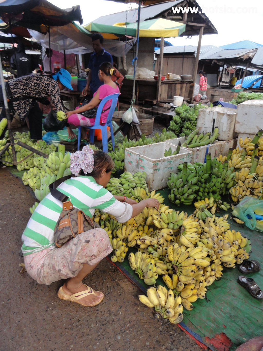 จังหวัดพระวิหาร ตลาดพนมตะเบ็งเมียนเจย จังหวัดพระวิหาร