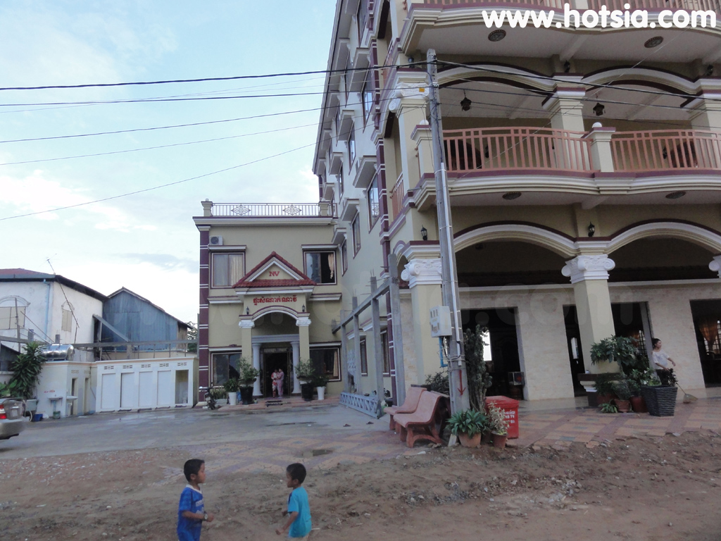 เที่ยวจังหวัดเปรยเวง เกรสเฮ้าส์ โรงแรมที่พักในจังหวัดเปรยแวง