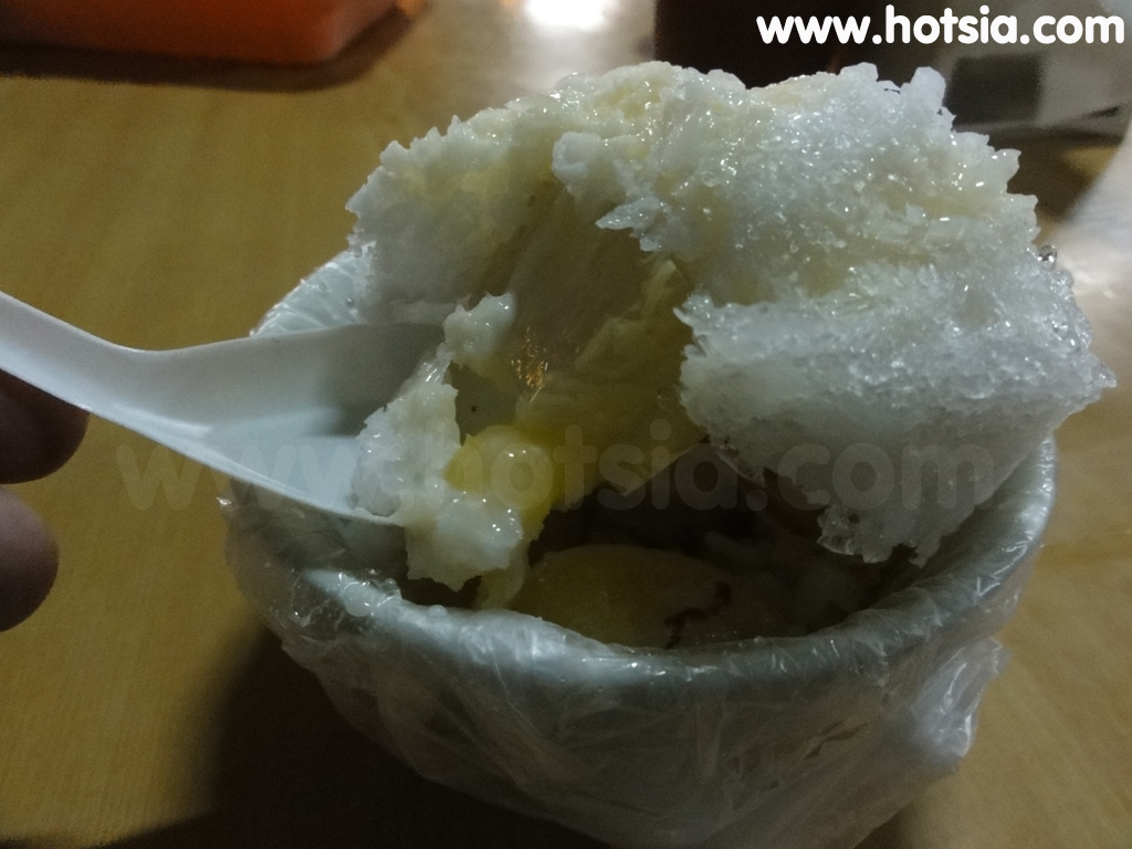 เสียมเรียบ ขนมหวานน้ำแข็งไส ที่เสียมเรียบ