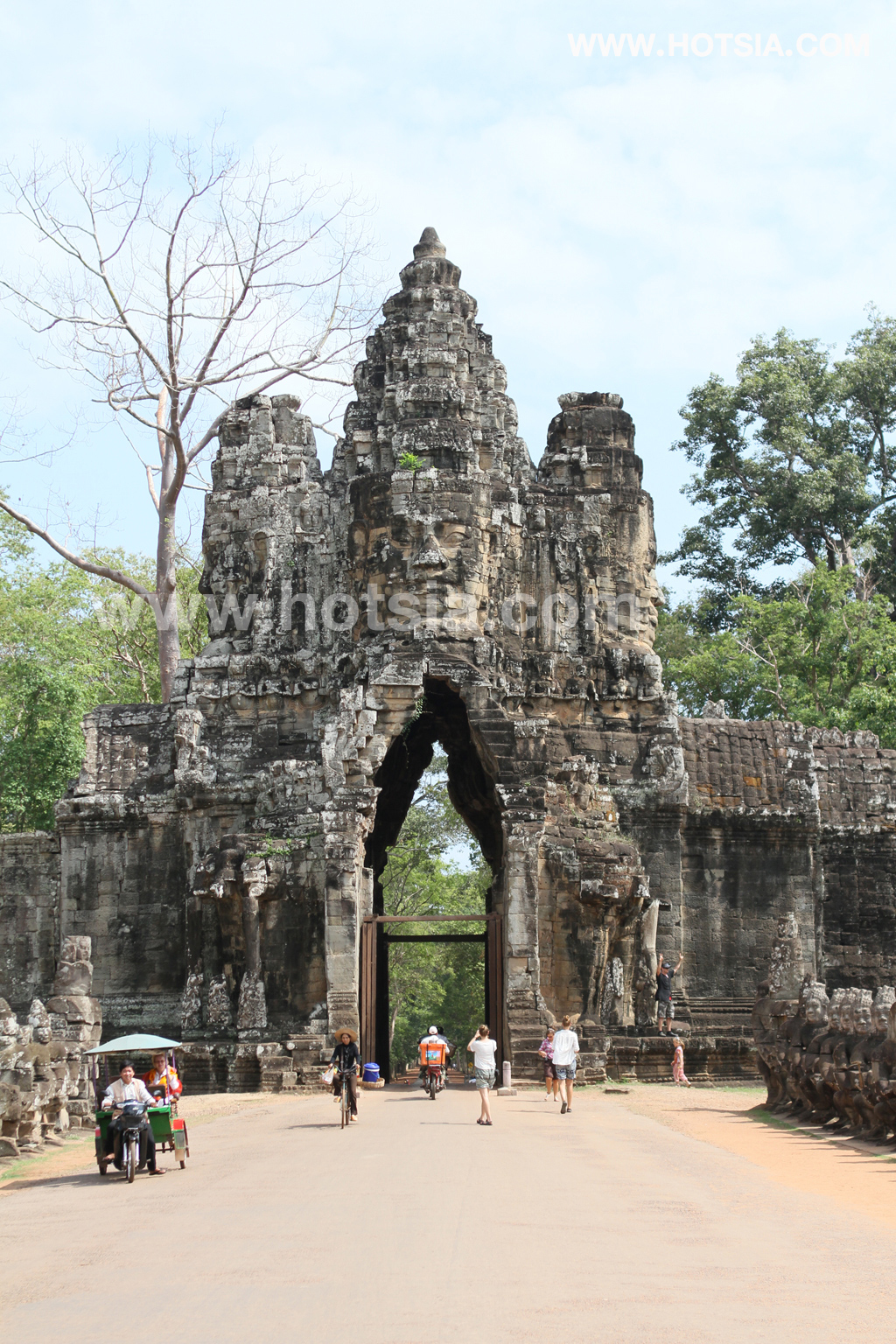 เที่ยวเสียมเรียบ นครวัด ปราสาทนครธม 2555