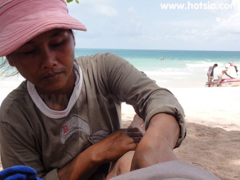 เที่ยวสีหนุวิลล์ นวดชายหาดเขมรสีหนุวิลล์