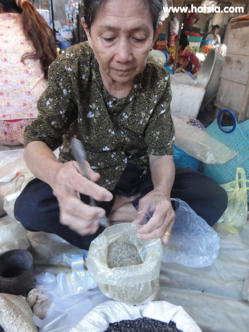จังหวัดตาแก้ว ตลาดเช้าจังหวัดตาแก้ว