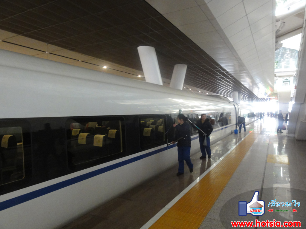 เที่ยวมณฑลหูเป่ย รถไฟความเร็วสูงจีน รถไฟหัวกระสุนจีน