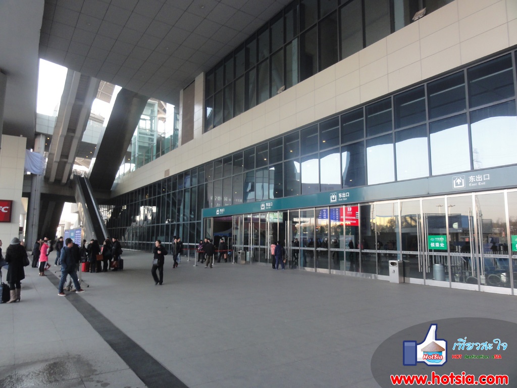 เที่ยวมณฑลหูเป่ย สถานีรถไฟความเร็วสูงเมืองอู่ฮั่น