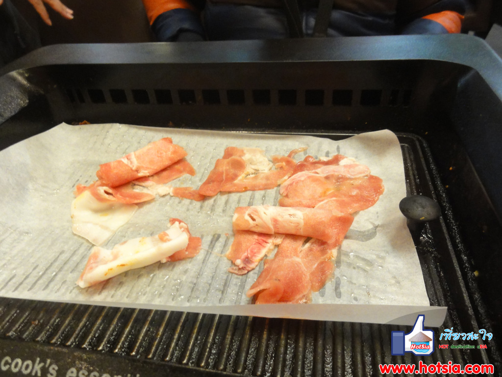 เที่ยวมณฑลหูเป่ย บุฟเฟ่ต์หมูกะทะเมืองอู่ฮั่น