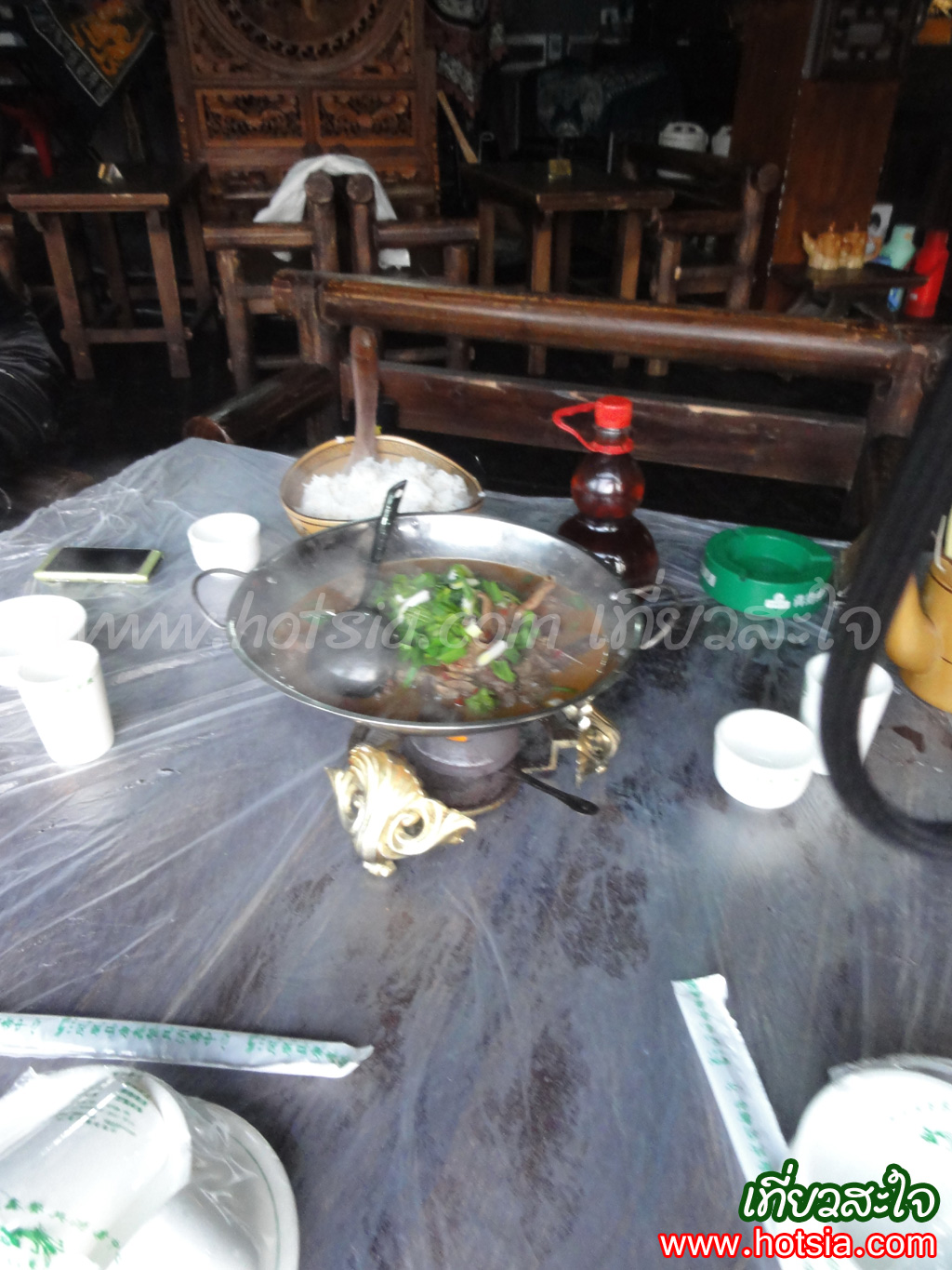 เที่ยวมณฑลหูหนาน ร้านอาหารแนะนำเมืองโบราณเฟิ่งหวง
