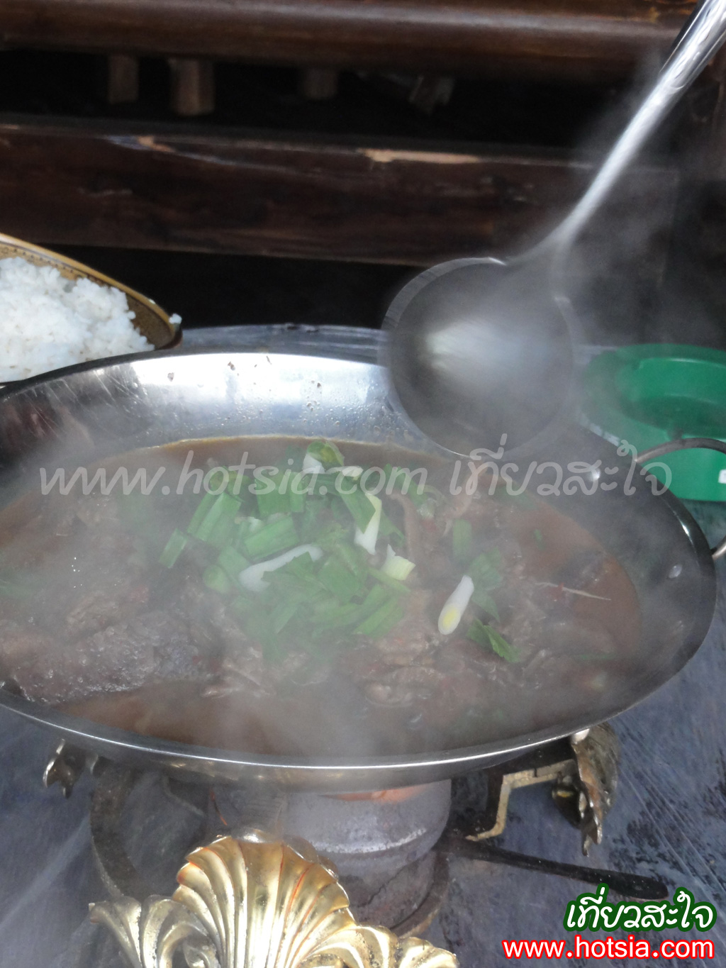 เที่ยวมณฑลหูหนาน ร้านอาหารแนะนำเมืองโบราณเฟิ่งหวง