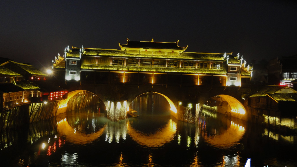 เที่ยวมณฑลหูหนาน ร้านอาหารแนะนำเมืองโบราณเฟิ่งหวง