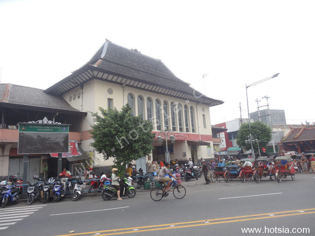 เมืองโซโล สุราการ์ต้า ตลาดเช้าเมืองโซโล สุราการ์ต้า