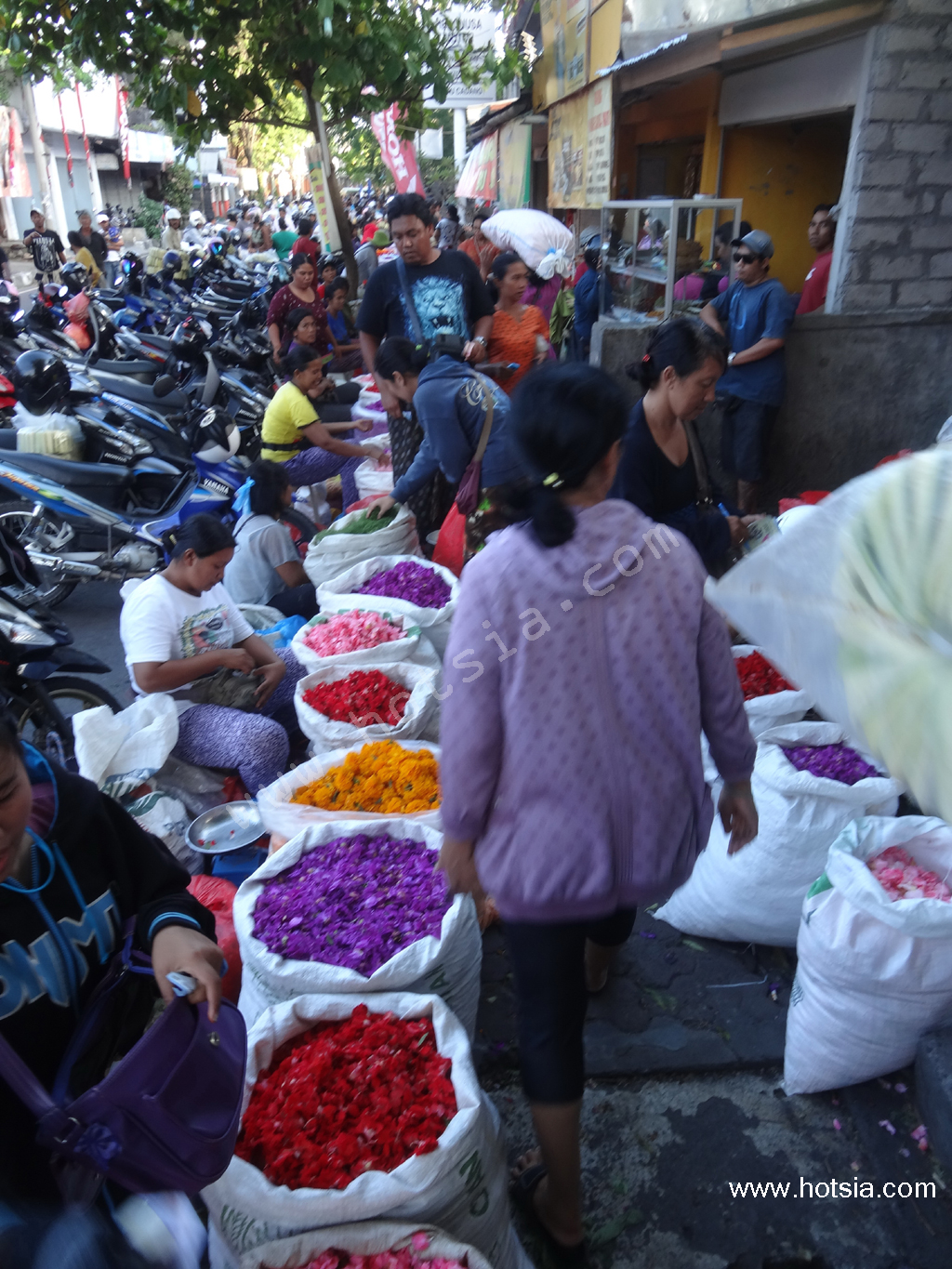 เที่ยวบาหลีด้วยตัวเอง ตลาดดอกไม้บาหลี