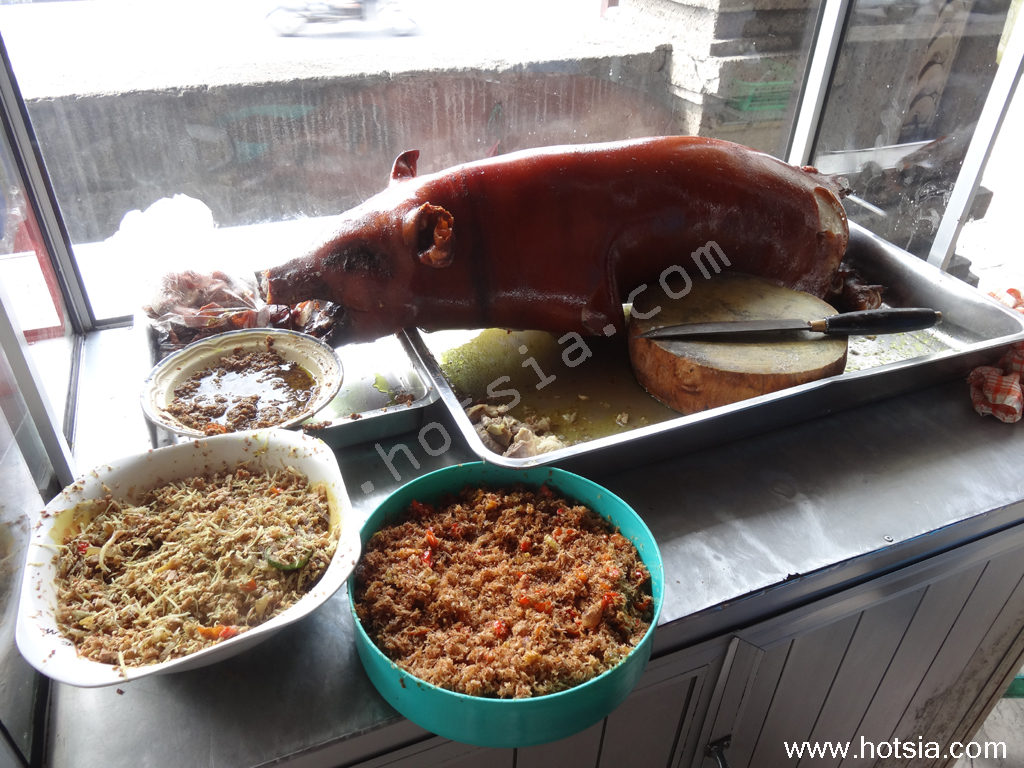 เที่ยวบาหลีด้วยตัวเอง ข้าวหน้าหมูย่างหนังกรอบ บาหลี