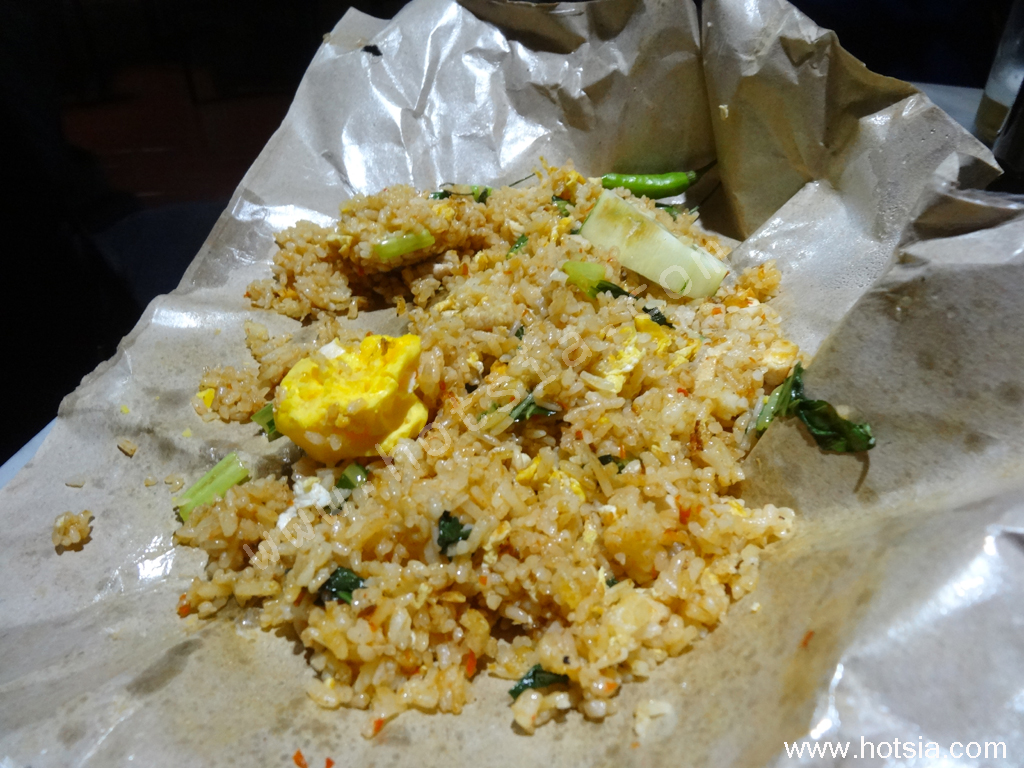 เที่ยวบาหลีด้วยตัวเอง นาซิโกเร็ง ข้าวผัดอินโด