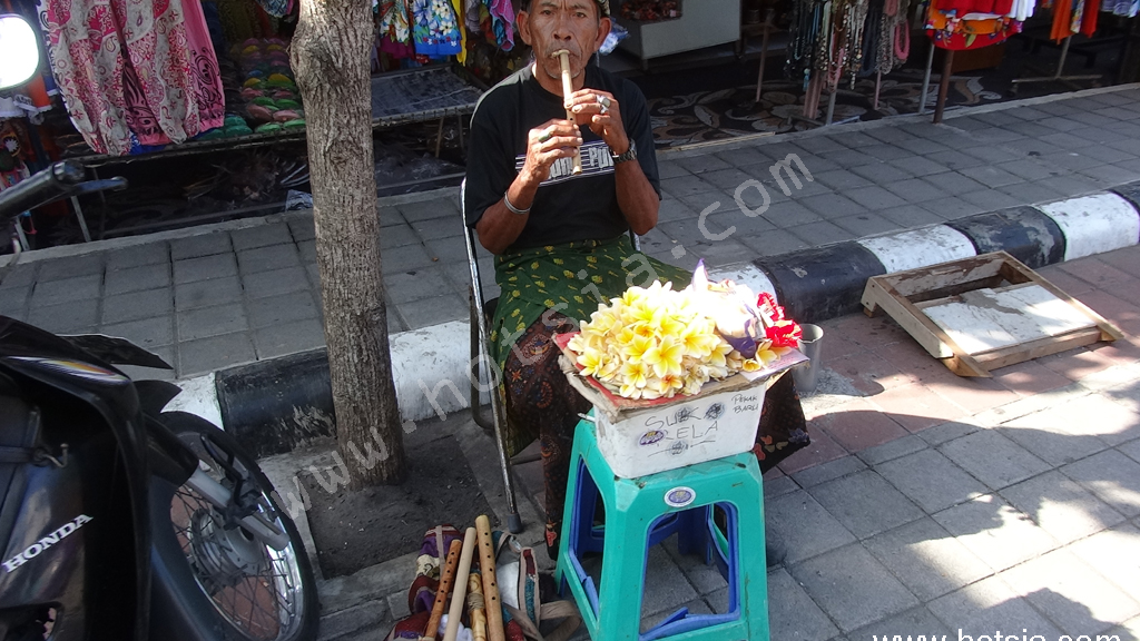 เที่ยวบาหลีด้วยตัวเอง ทานาล็อต บาหลี