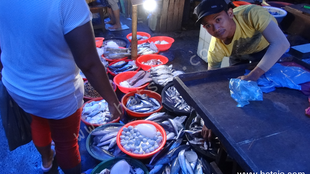 ข้อมูลท่องเที่ยวเมดาน สุมาตรา อินโดนีเซีย ตลาดเช้าเมืองเซียนต้า