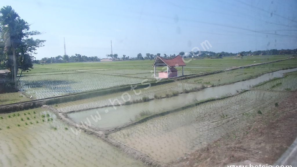 ข้อมูลท่องเที่ยวเมดาน สุมาตรา อินโดนีเซีย นั่งรถไฟจากเมดานไปเซียนต้า