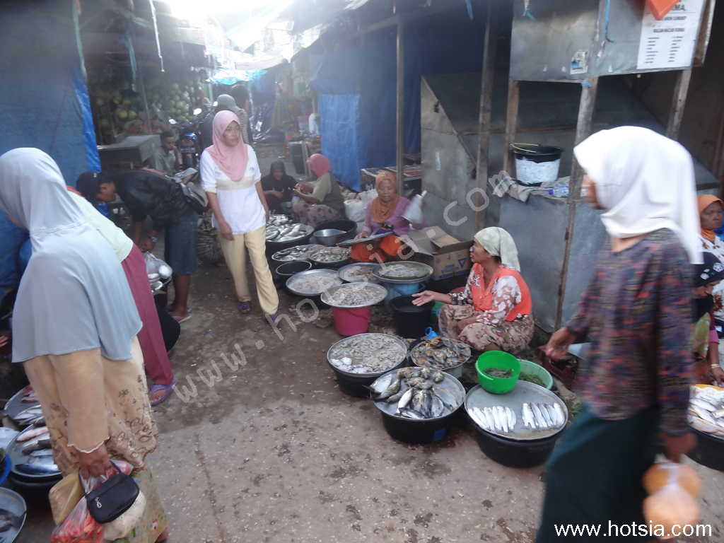 ซูมีเนป (sumenep) ตลาดเช้าซูมีเนป