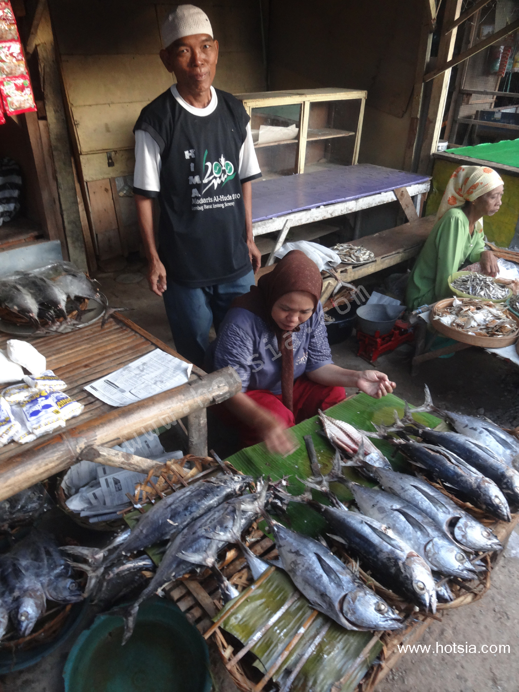ซูมีเนป (sumenep) ตลาดเช้าซูมีเนป