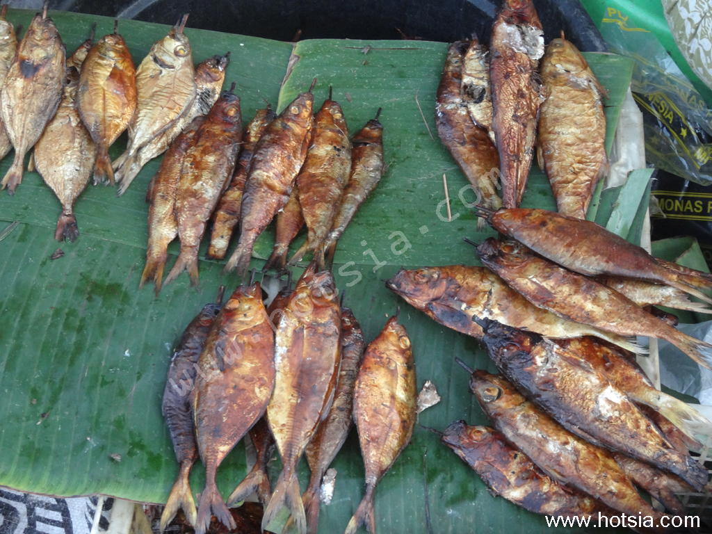 ซูมีเนป (sumenep) ตลาดเช้าซูมีเนป