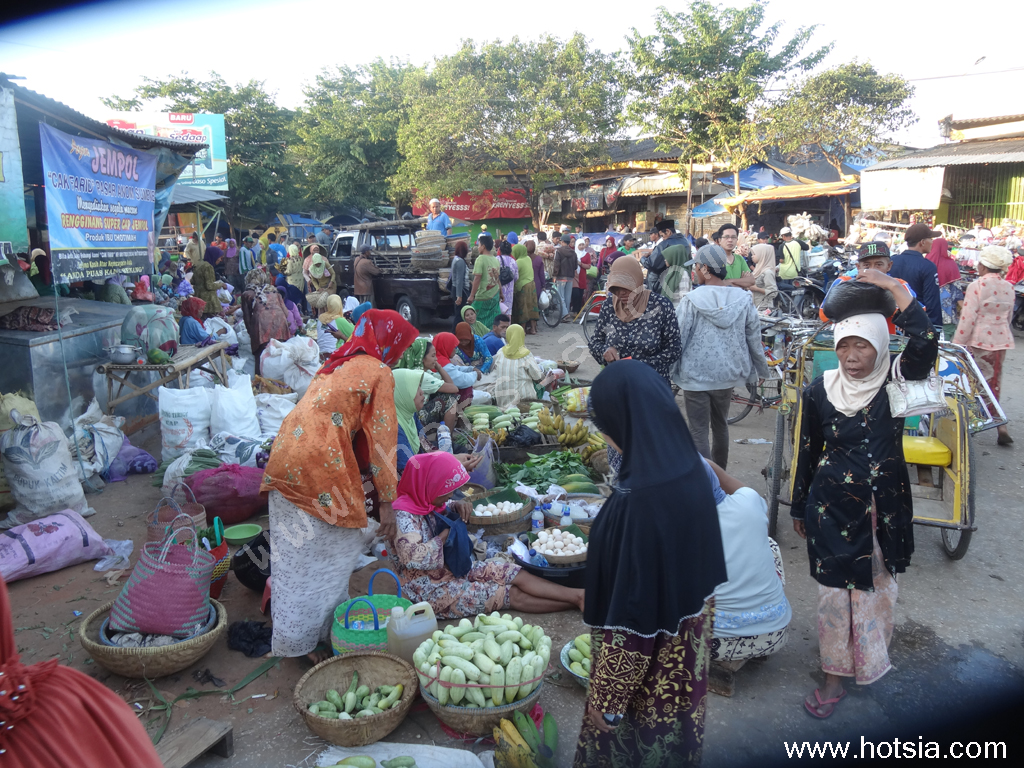 ซูมีเนป (sumenep) ตลาดเช้าซูมีเนป