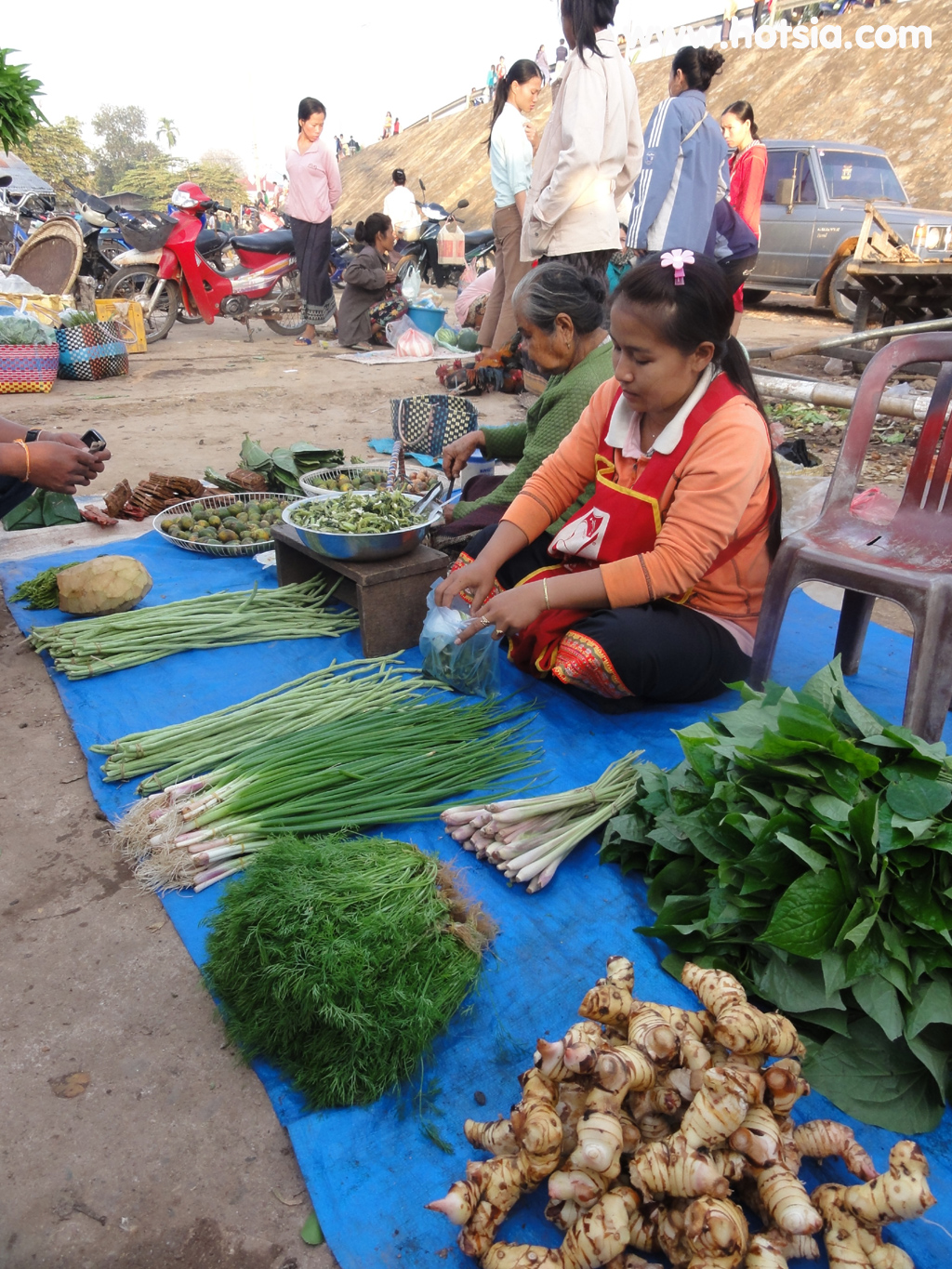เที่ยวอัตตะปือ ตลาดอัตตะปือ