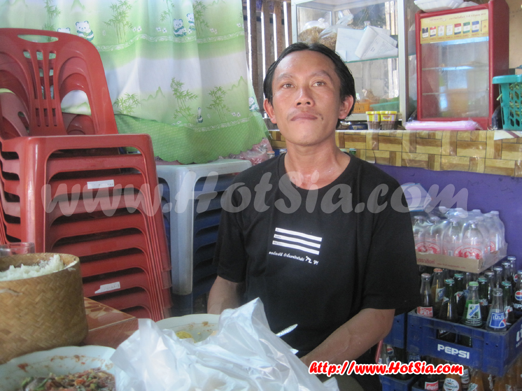 แขวงบ่อแก้ว เฝอร้านมิก ร้านปิ้งเป็ด ห้วยทราย(houay xai) แขวงบ่อแก้ว ลาว
