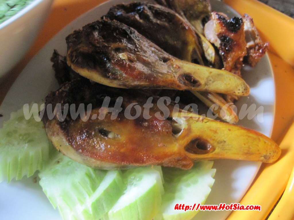 แขวงบ่อแก้ว เฝอร้านมิก ร้านปิ้งเป็ด ห้วยทราย(houay xai) แขวงบ่อแก้ว ลาว