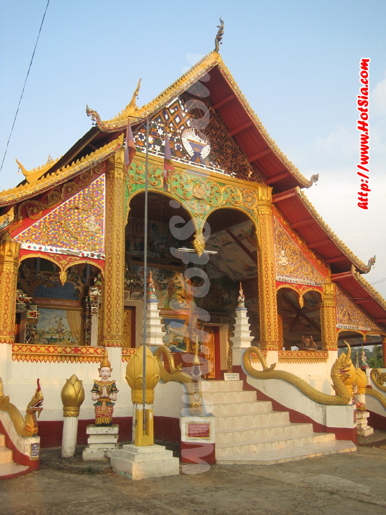แขวงบ่อแก้ว วัดจอมเขามณีรัตน์ ห้วยทราย(houay xai) แขวงบ่อแก้ว ลาว