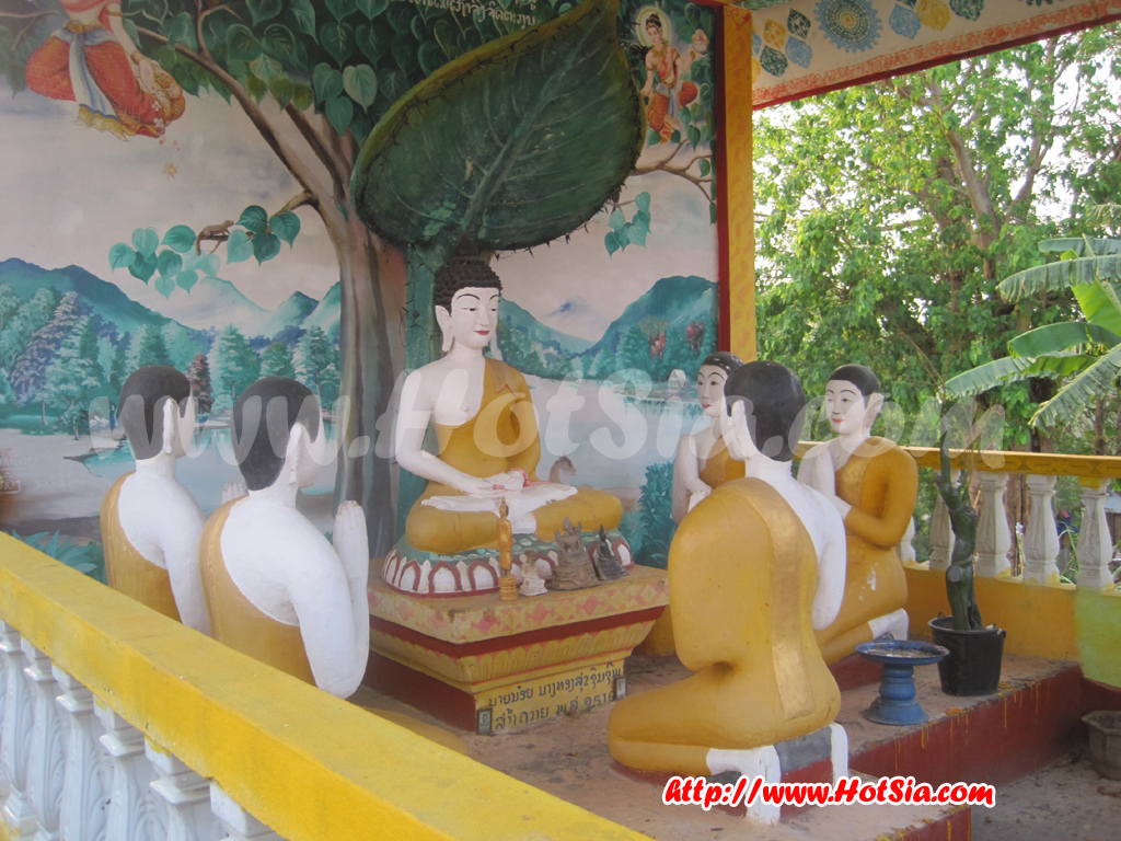 แขวงบ่อแก้ว วัดจอมเขามณีรัตน์ ห้วยทราย(houay xai) แขวงบ่อแก้ว ลาว
