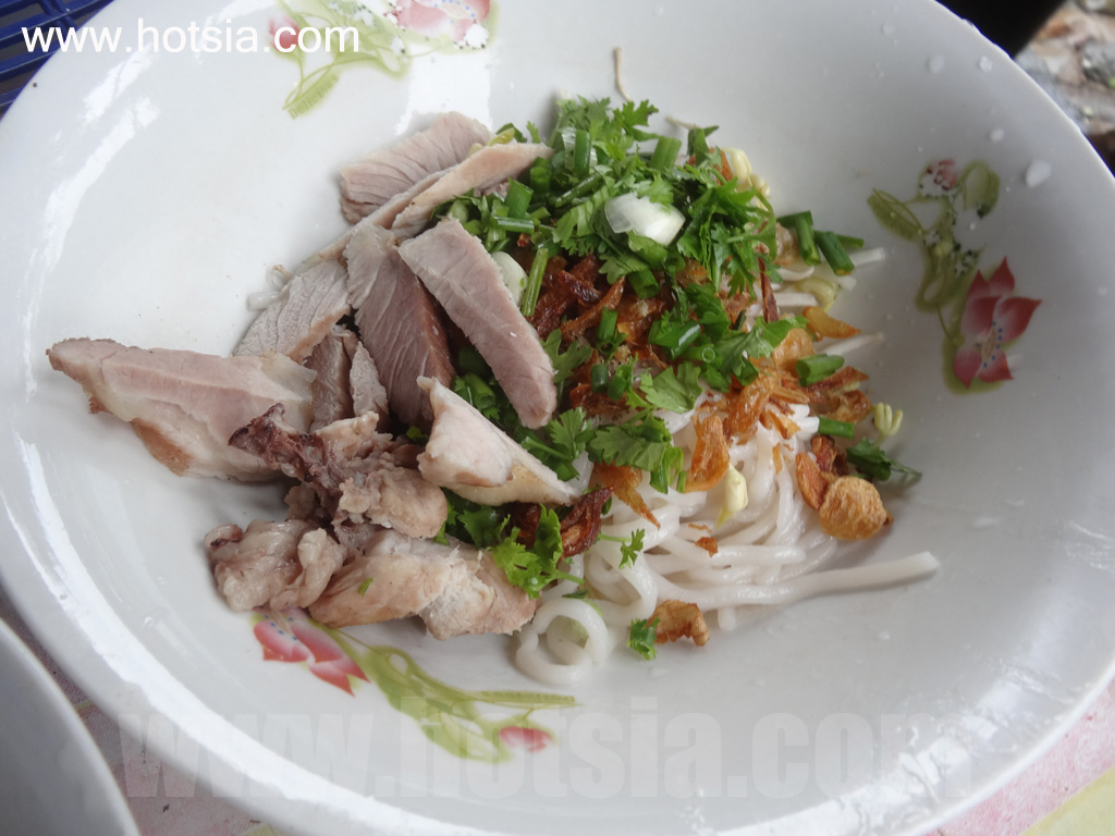 เมืองห้วยทราย แขวงบ่แแก้ว เฝ๋อเป็ดห้วยทราย