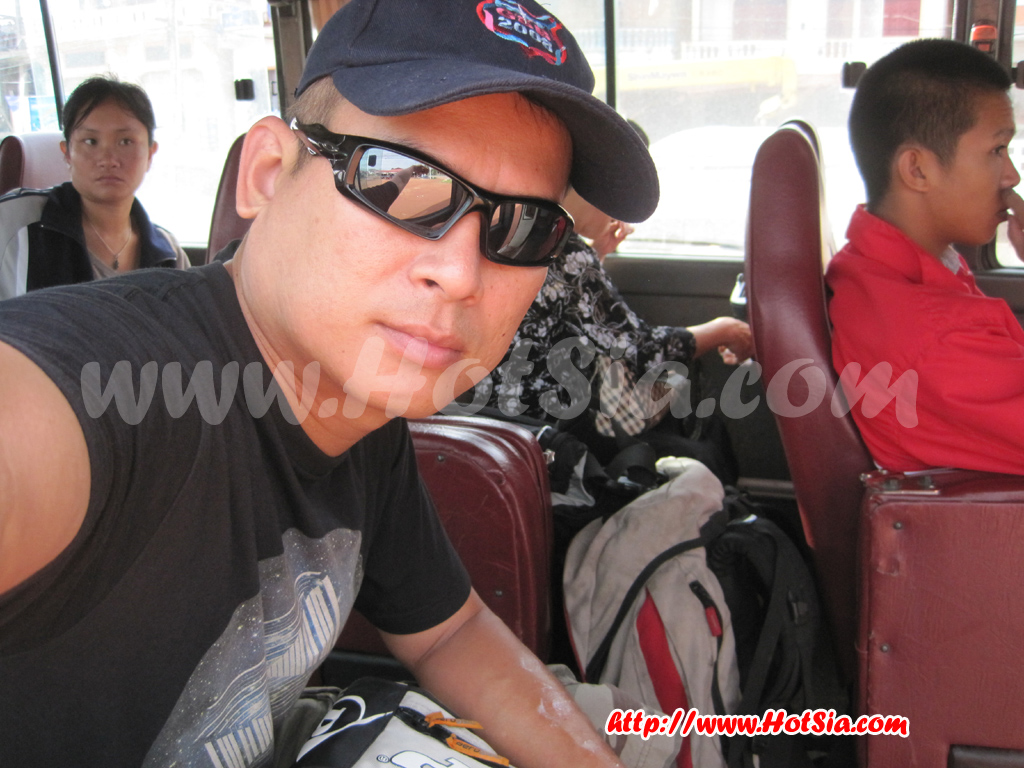 นั่งรถจากปากซันไปเวียงจันทน์