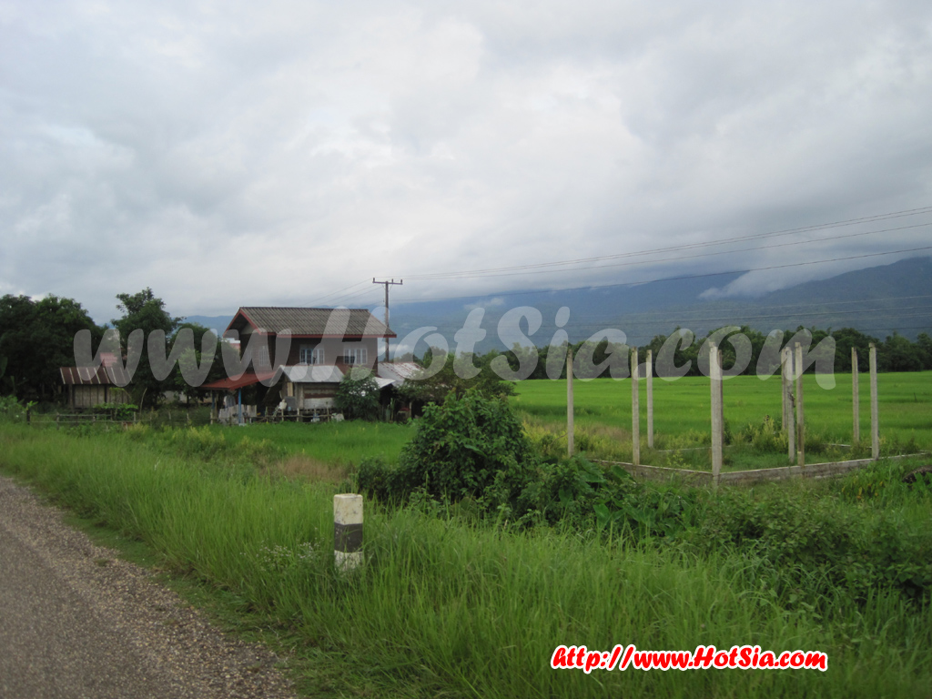 นั่งรถจากปากซันไปเวียงจันทน์