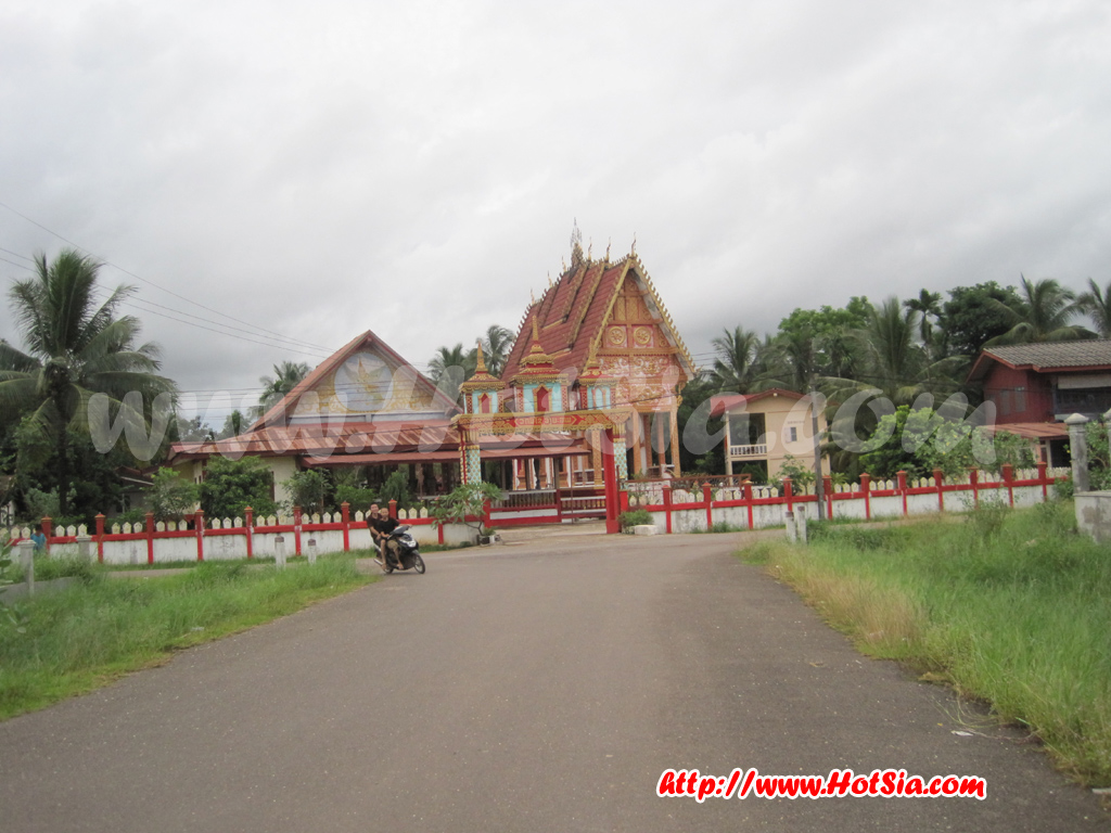 เที่ยวปากซัน บริคำไชย เที่ยวปากซัน ตรงข้ามจังหวัดบึงกาฬ